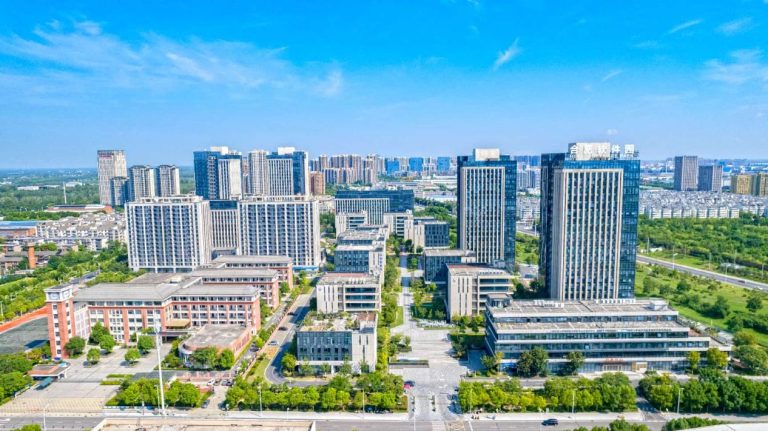 China’s database industry powers massive systems and gains global share