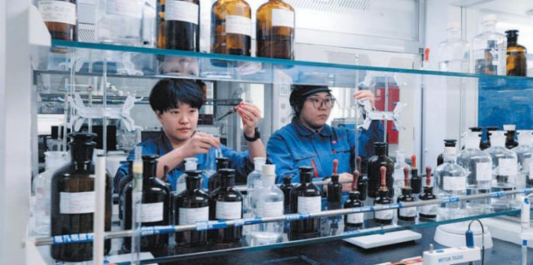 Young innovators drive China’s carbon fiber breakthrough
