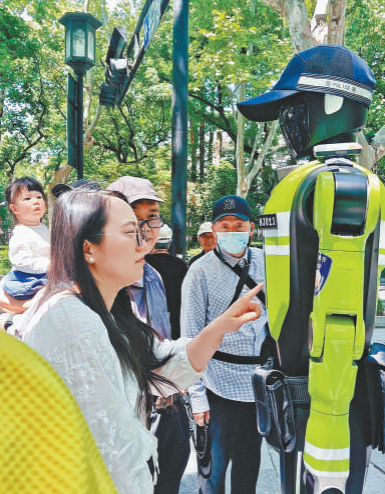 Meet China’s first traffic police robot squad