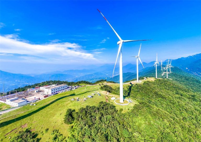 China targets clean, low-carbon energy system by 2030